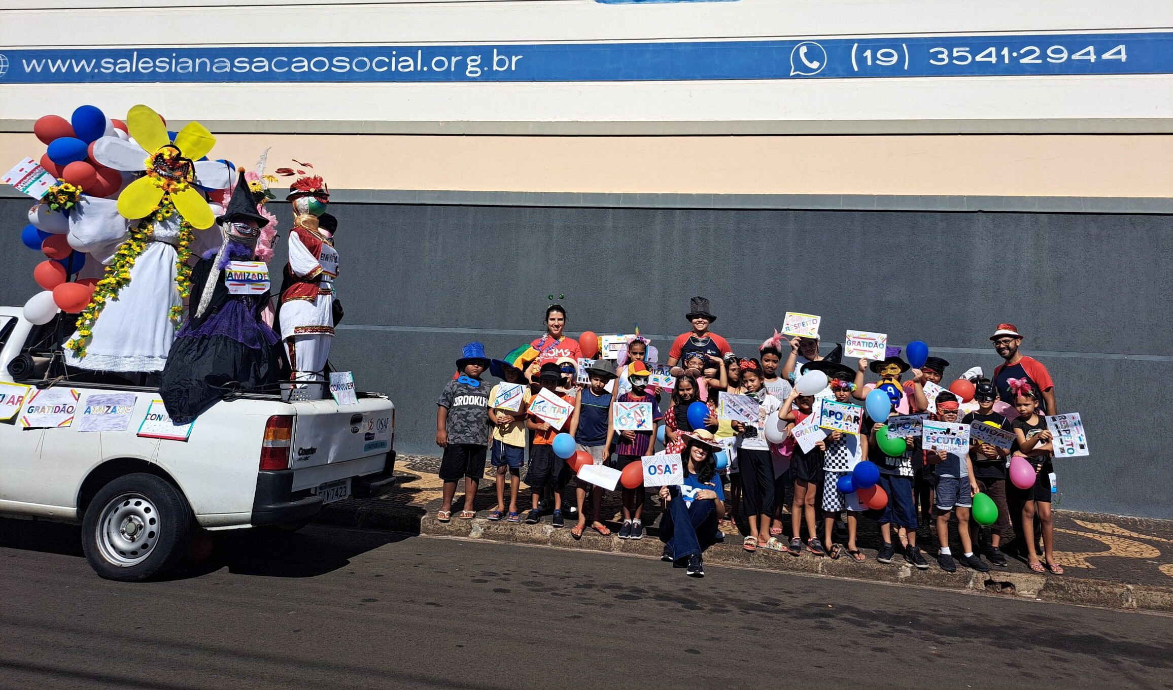 Carnaval 2025 da OSAF leva para as ruas o tema "Palavras para Convivência"