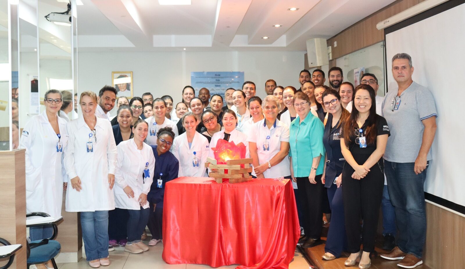 Hospital Auxiliadora recebe visita da Inspetora BAP, Irmã Alaíde Deretti