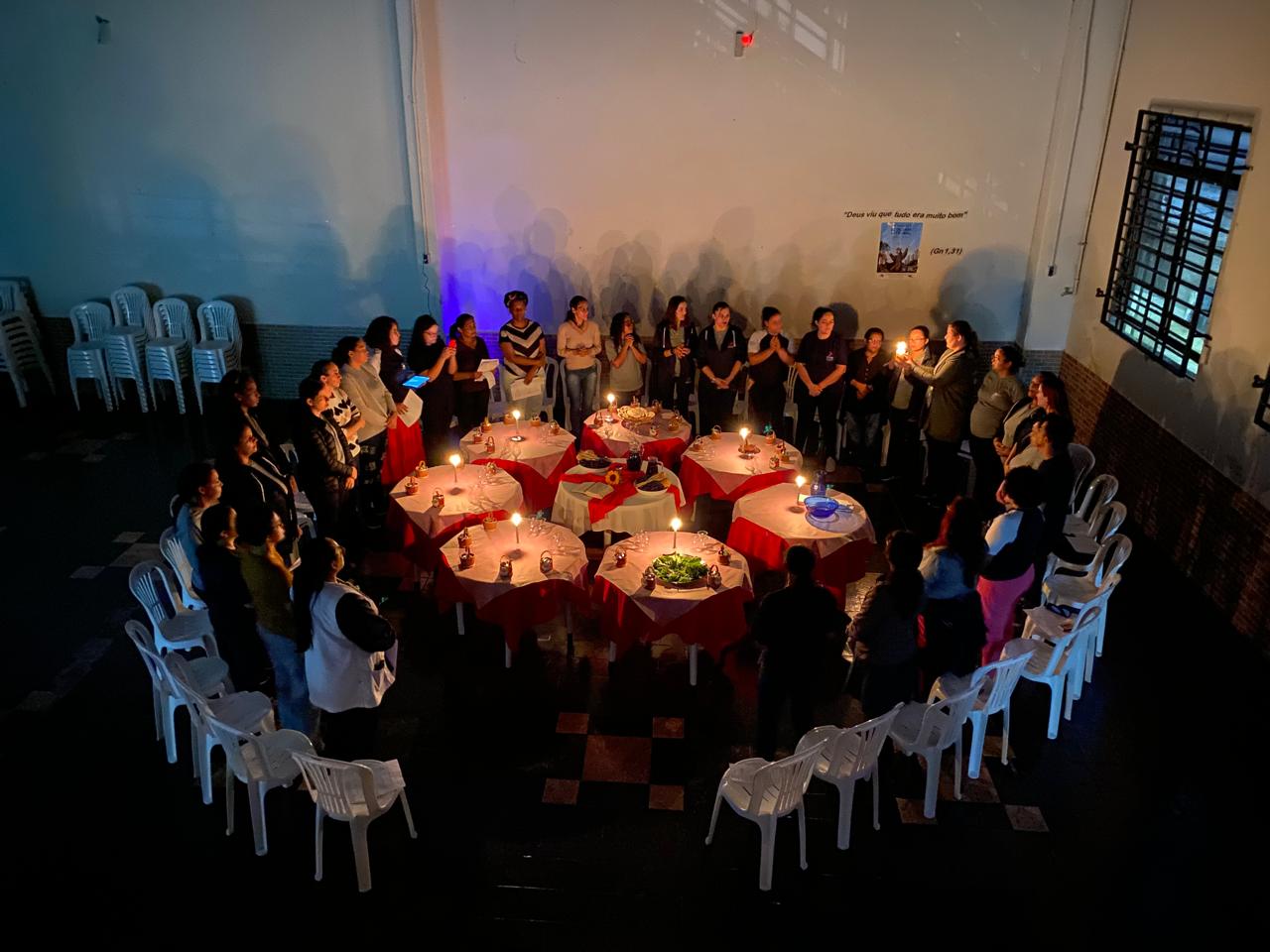 Educadores e Colaboradores do Centro Comunitário Oscar Romero participam de Celebração Pascal