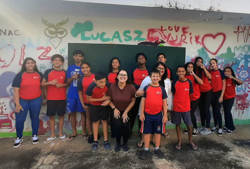 Juventude, escuta e conscientização: Clube de Protagonismo Juvenil visita o CREAS e reflete sobre o enfrentamento à violência contra a mulher