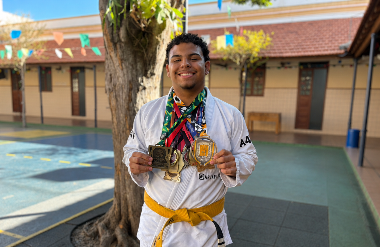 Estudante do INSA Araras conquista medalha de bronze no Campeonato Brasileiro de Jiu-Jitsu