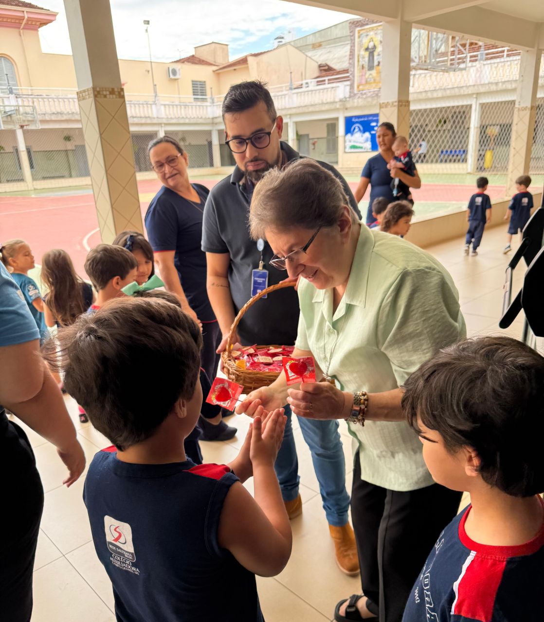 Auxiliadora de Campo Grande recebe a visita da Inspetora da BAP   