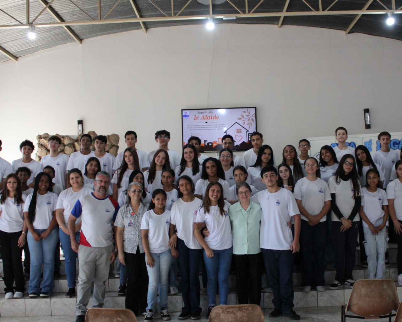 Visita canônica da Irmã Alaíde Deretti ao CEMIC de Lins (SP) é marcada por fraternidade, formação e celebração