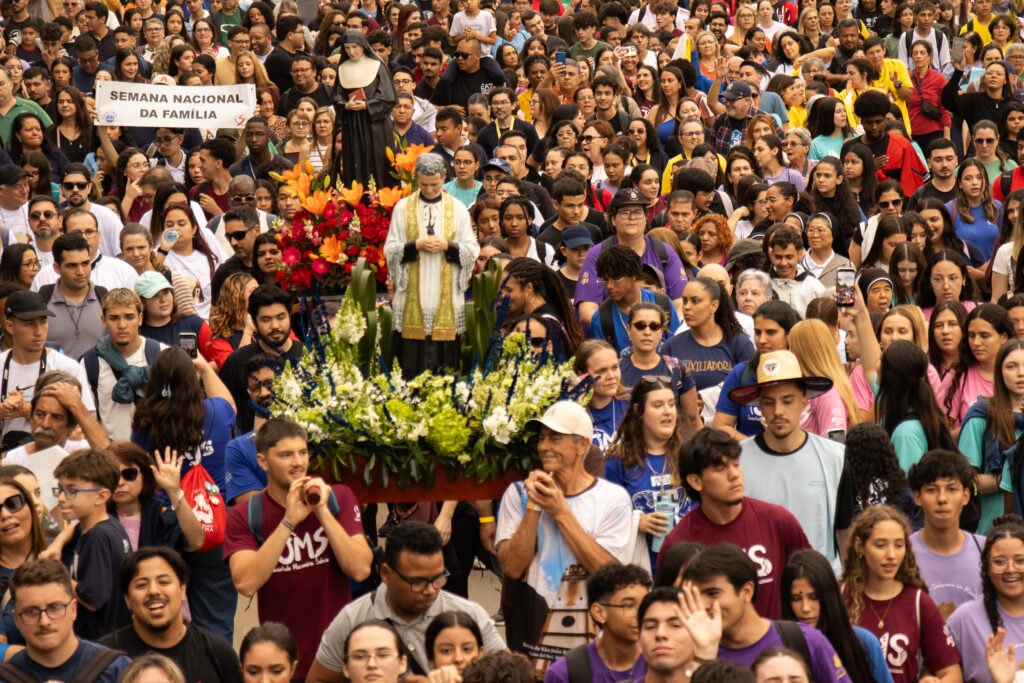 26ª Romaria da Família Salesiana reúne milhares de peregrinos em Aparecida
