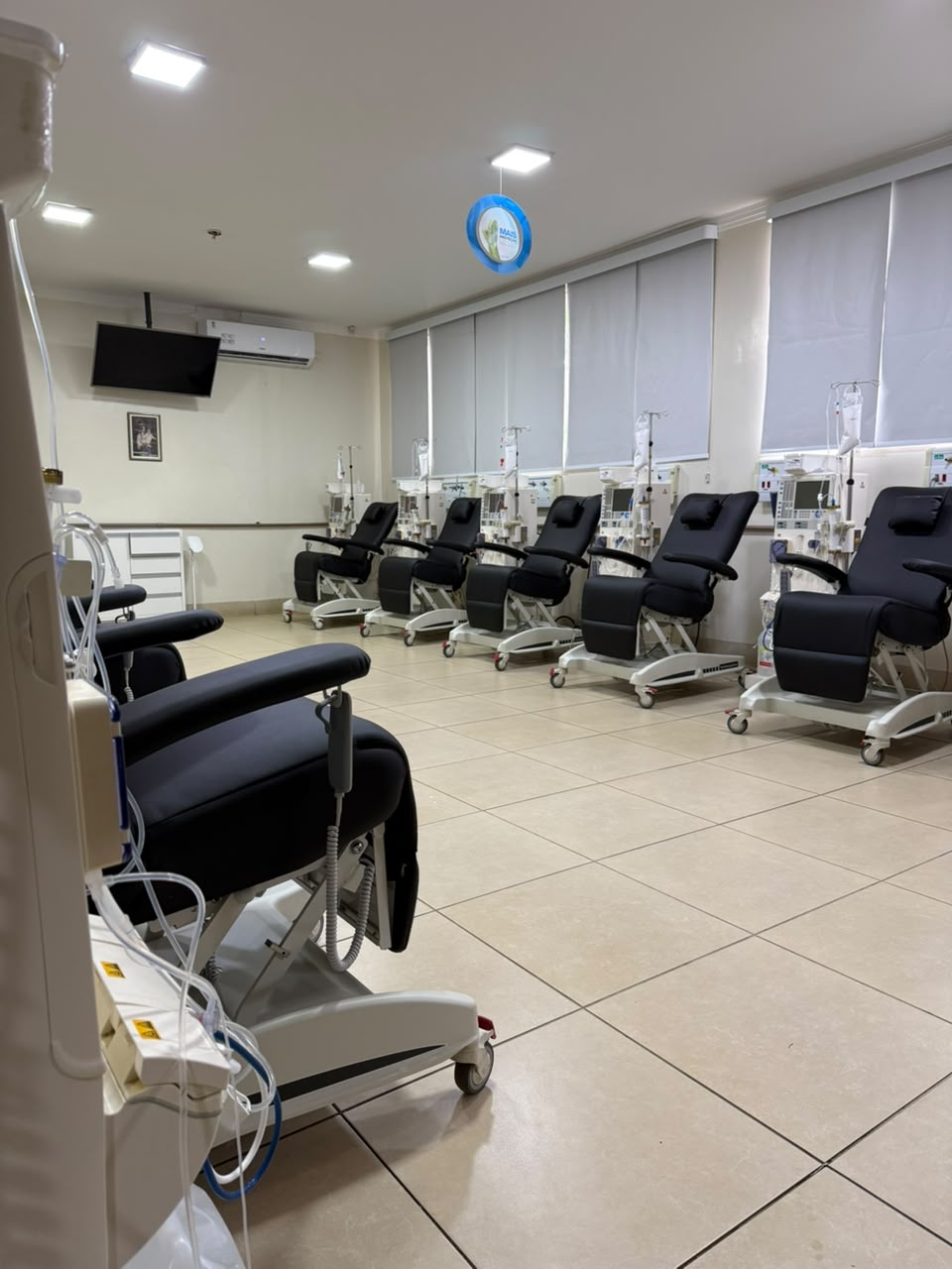 Com recursos da 7ª Costelada Beneficente, Hospital Auxiliadora adquire 14 novas cadeiras para Hemodiálise