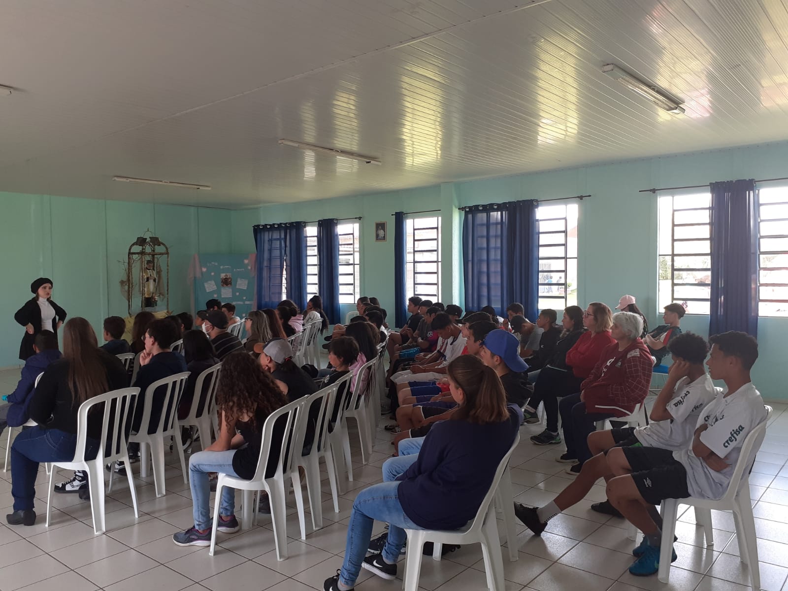 Obra Social promove palestra sobre direitos das crianças e adolescentes
