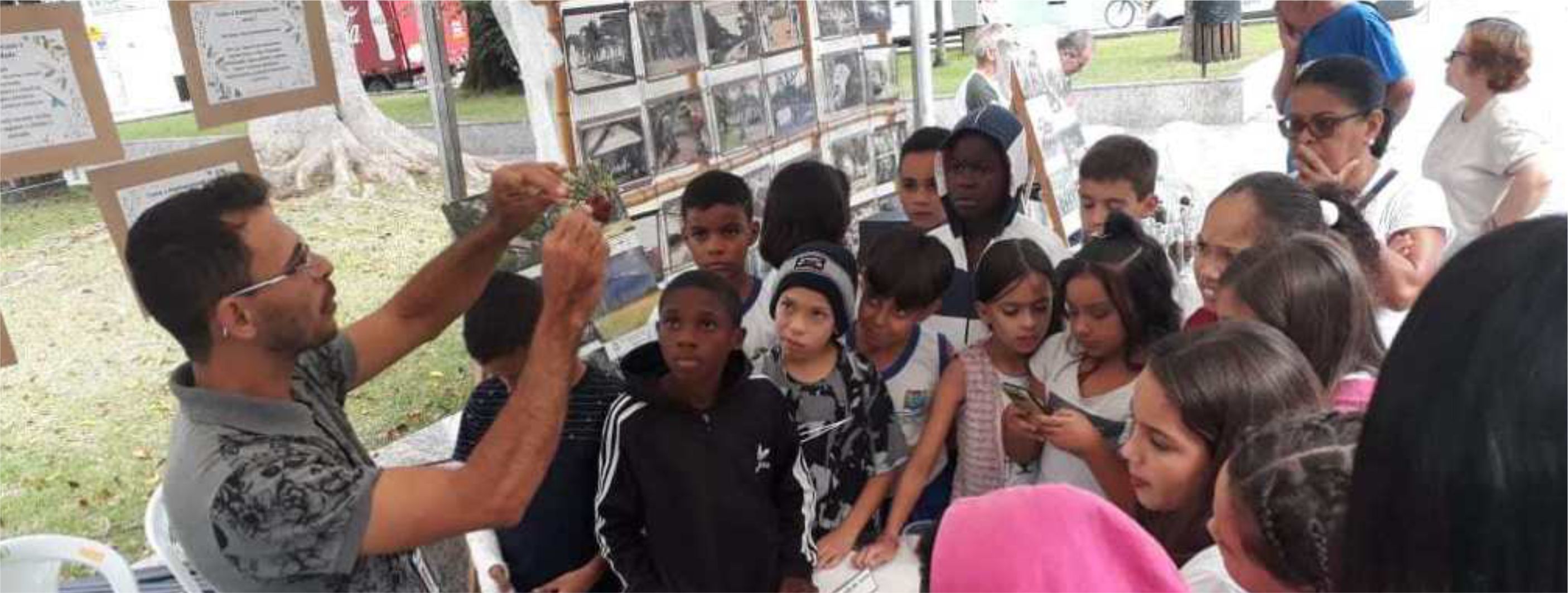 Alunos do curso de Biologia promovem ações educativas na Semana da Biodiversidade