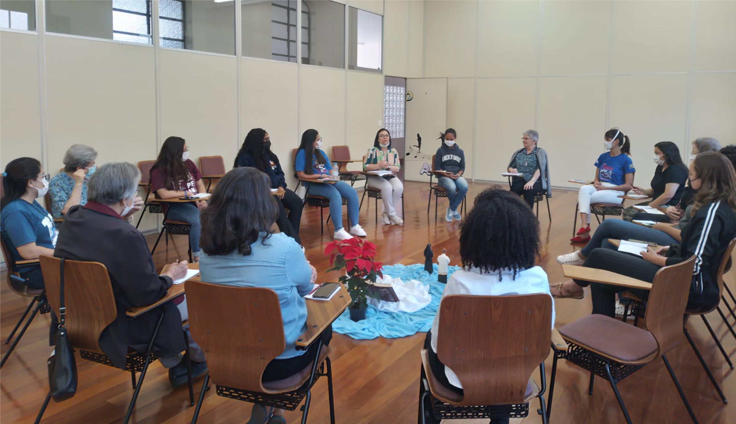Jovens participam de Encontro Vocacional e refletem sobre Projeto de Vida