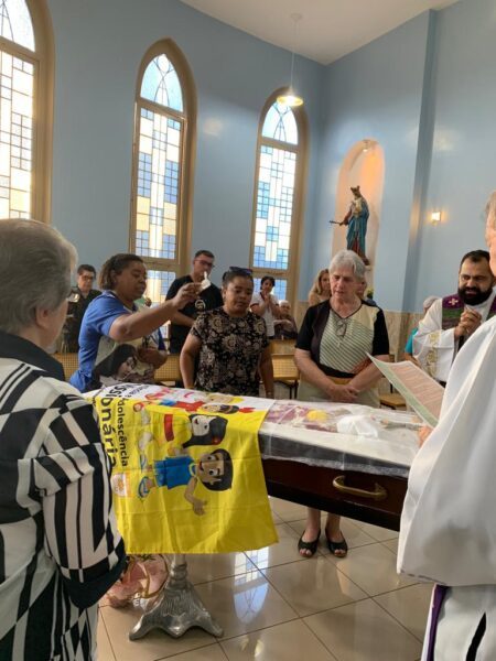 Comunidade celebra despedida de Irmã Maristela Munhos Trindade